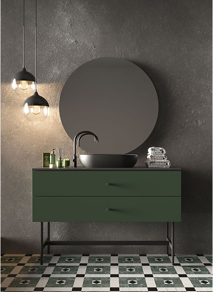 Diseño de baño moderno con mueble flotante y grandes ventanales de conexión exterior.